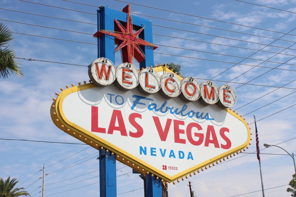 8 Ways to Save Money on Your Vegas Trip!