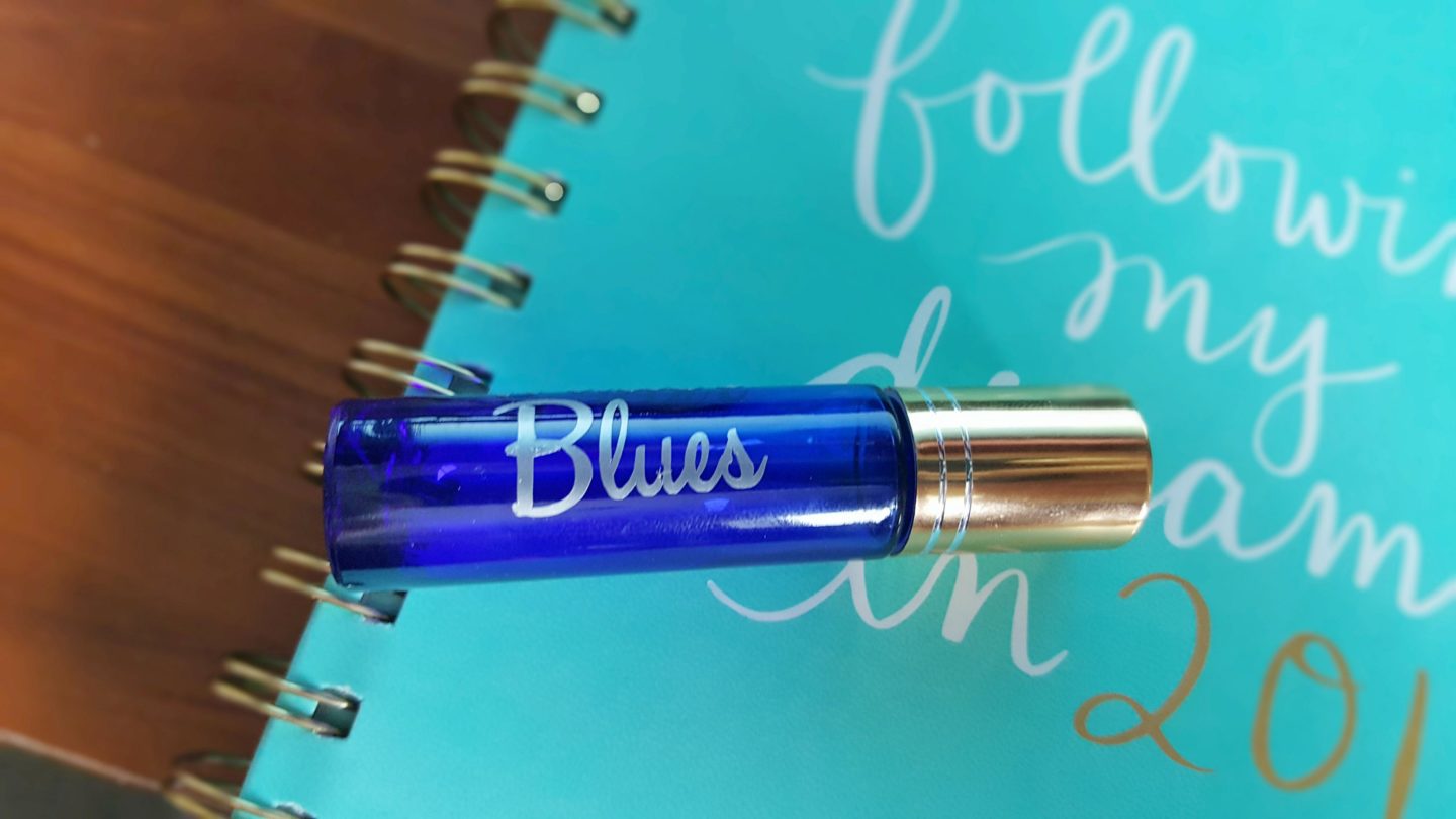 Amazing Essential Oil Roller Blend for The Winter Moody Blues